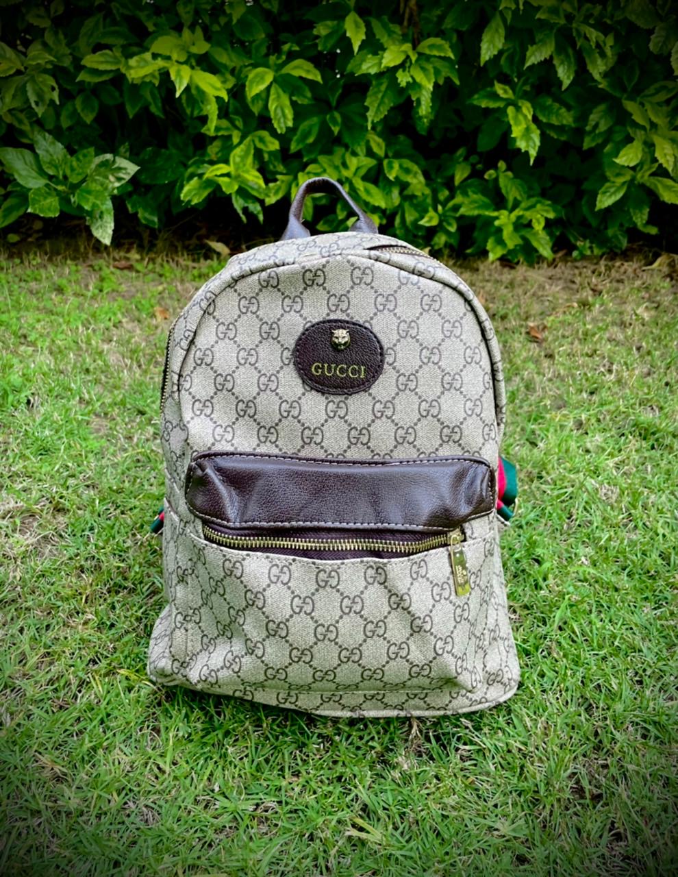 Medium backpack