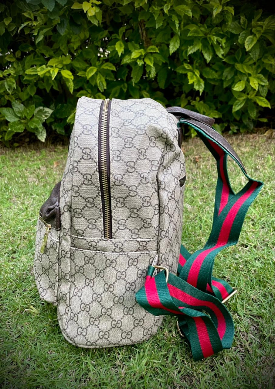 Medium backpack