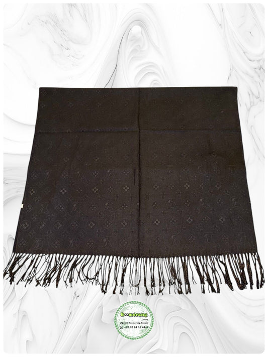 LV scarf