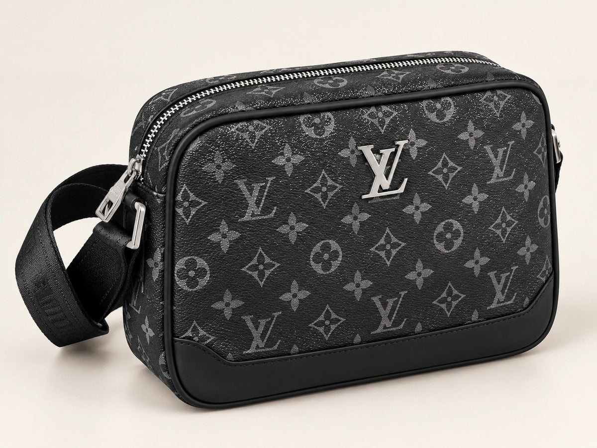 Louis Vuitton LV Black Luxury Crossbody Bag شنطة Crossbody أصلية بتصميم فاخر وعملي