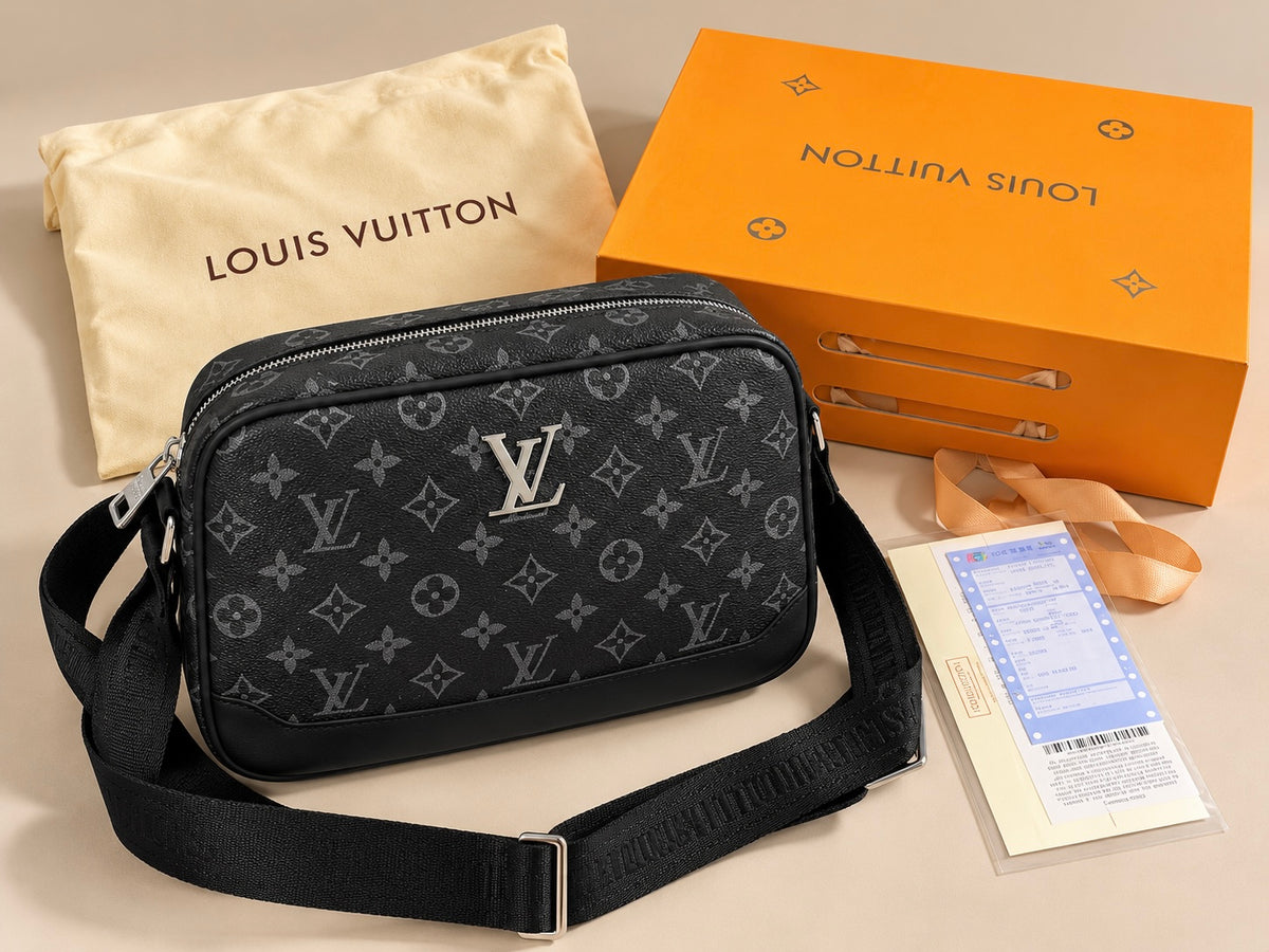 Louis Vuitton LV Black Luxury Crossbody Bag شنطة Crossbody أصلية بتصميم فاخر وعملي