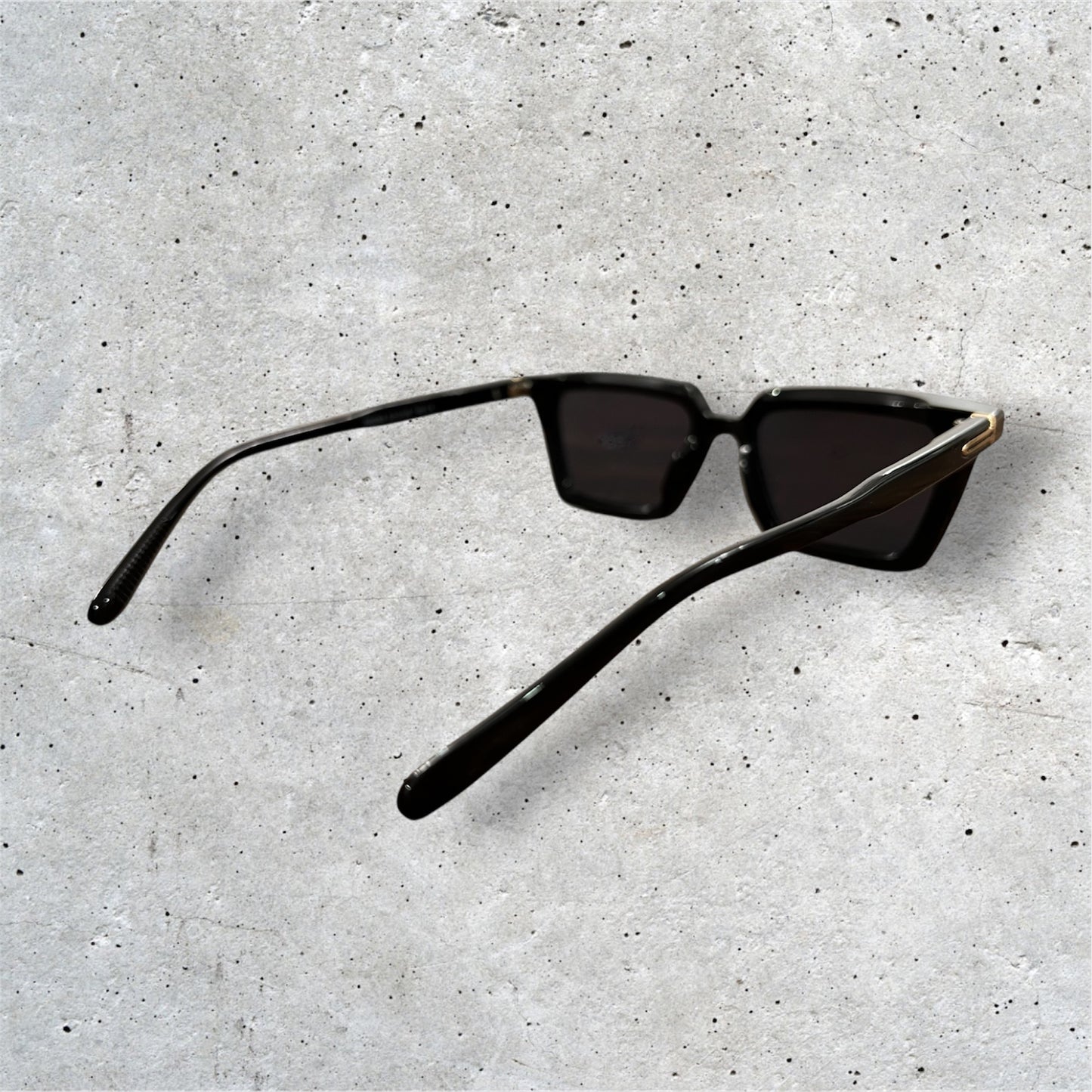 MOSCOT sunglasses