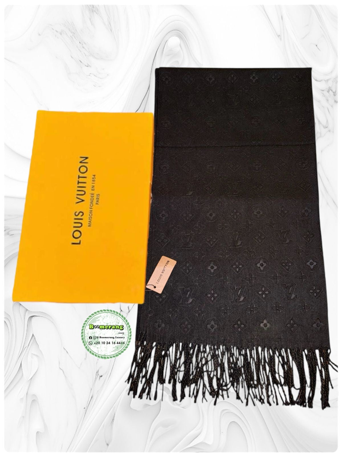 LV scarf